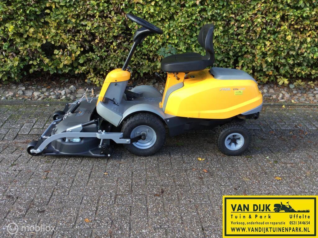 Stiga villa 13 11,5PK B&S motor Hydrostaat Nieuw Maaidek 85, Tuin en Terras, Zitmaaiers