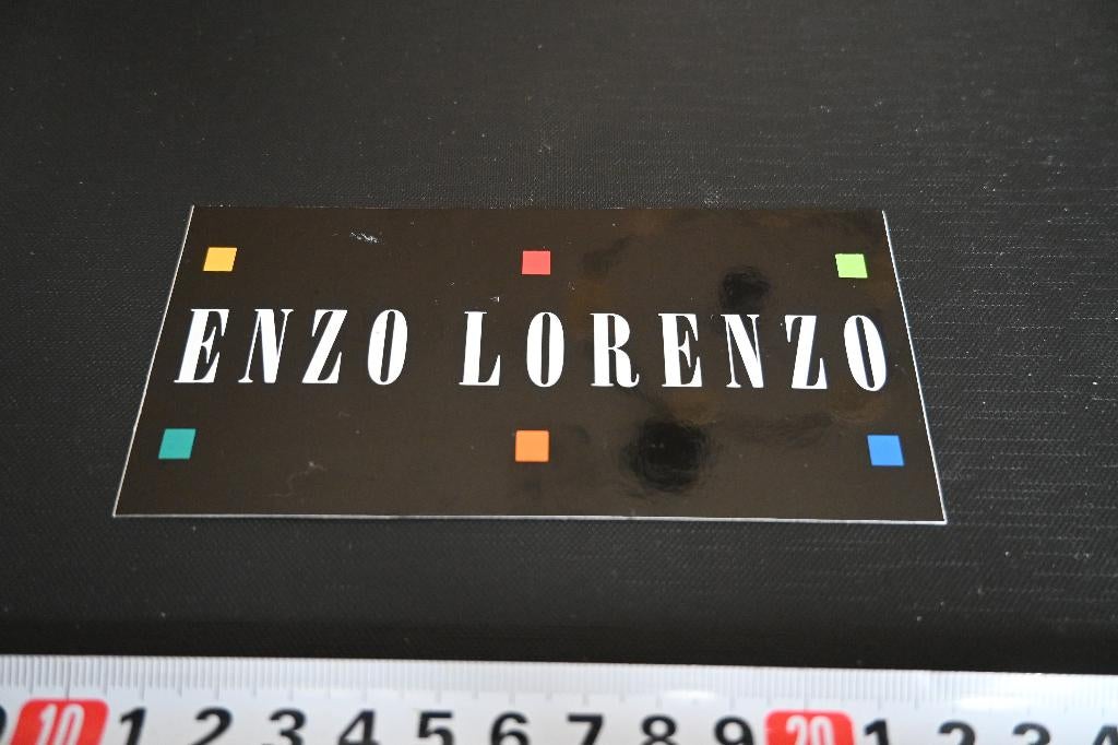 sticker ENZO LORENZO, Ophalen, Zo goed als nieuw