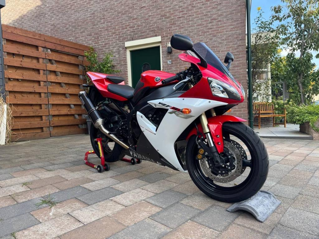 Yamaha R1 2002 RN 09 Rood/Wit!, 4 cilinders, Motorrijbewijs A, Super Sport, Particulier