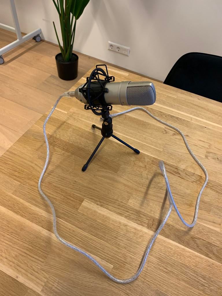Devine USB Studiomicrofoon met Plopkap, Muziek en Instrumenten, Microfoons, Zo goed als nieuw, Studiomicrofoon, Ophalen of Verzenden