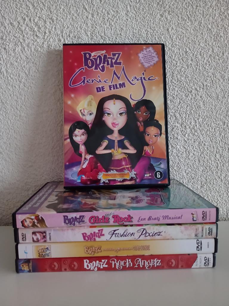  5 DVD’S van BRATZ, Europees, Gebruikt, Tekenfilm, Ophalen of Verzenden