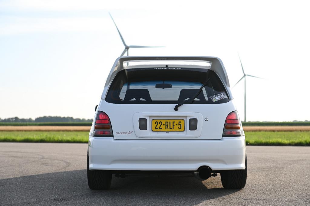 Toyota 1998 Wit, foto 2