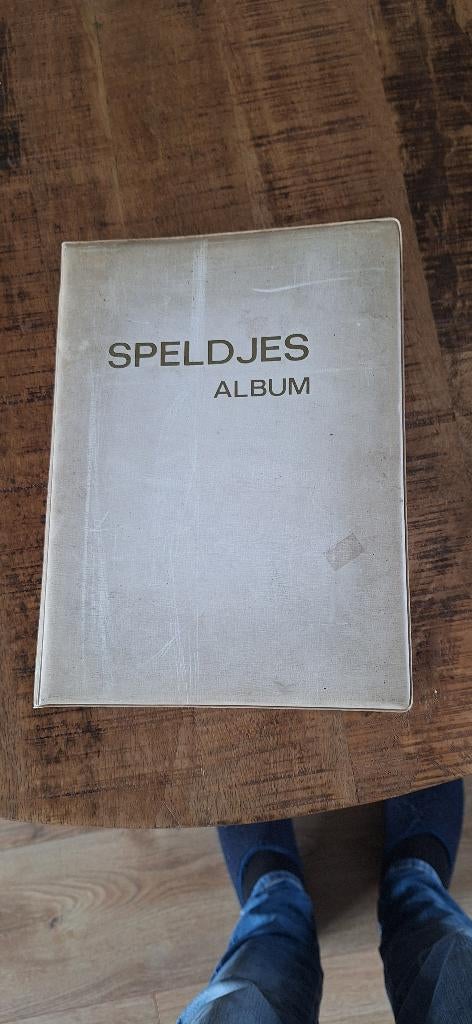 verzameling speldjes, Verzamelen, Speldjes, Pins en Buttons, Ophalen of Verzenden, Gebruikt, Overige onderwerpen, Speldje of Pin