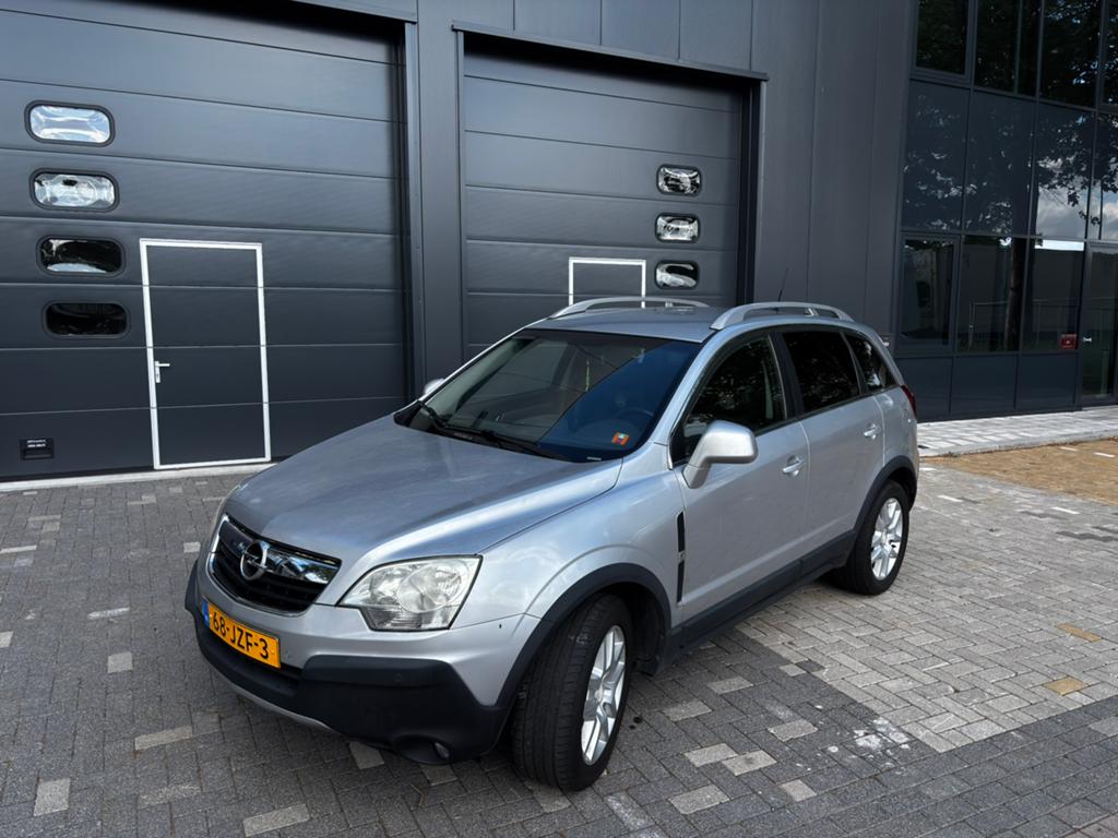Opel Antara 2.4-16V 2009 met trekhaak, Auto's, Metallic lak, Zwart, 4 cilinders, Handgeschakeld