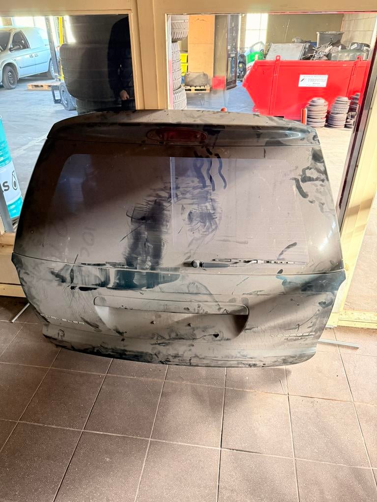 Achterklep chrysler voyager, Ophalen, Chrysler