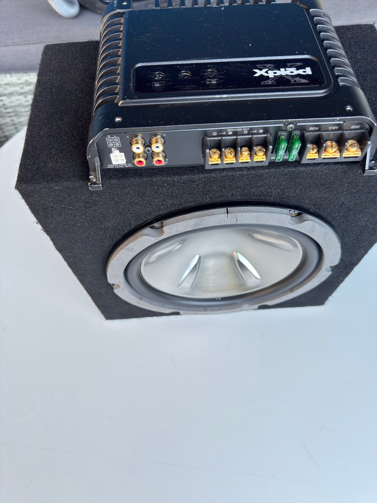 Pioneer Subwoofer met Sony Xplod versterker - Krachtige Bass, Auto diversen, Ophalen of Verzenden, Zo goed als nieuw