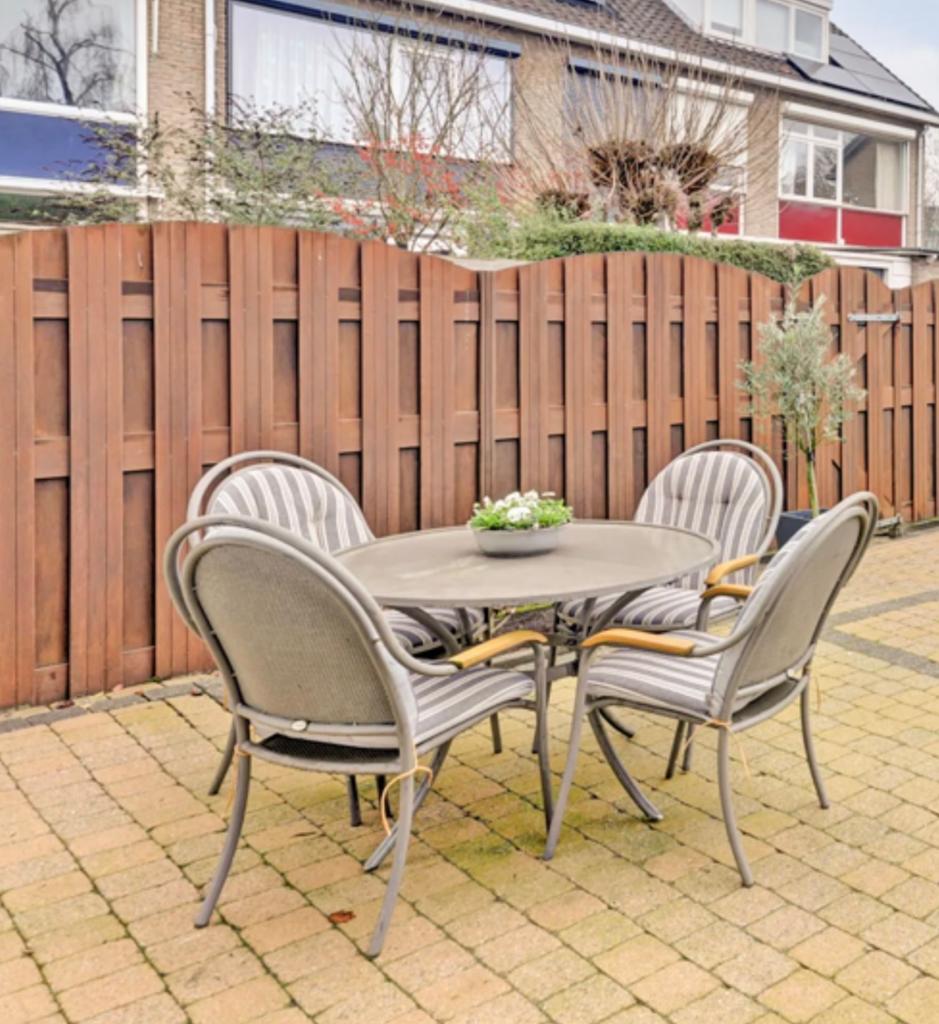 Hartman tuintafel met 4 stoelen en kussens, Tuin en Terras, Tuinsets en Loungesets, Ophalen, Gebruikt, Tuinset, Overige materialen