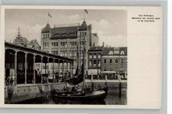 Oud Rotterdam Aankomst Versche Visch op de Vischmarkt 1934