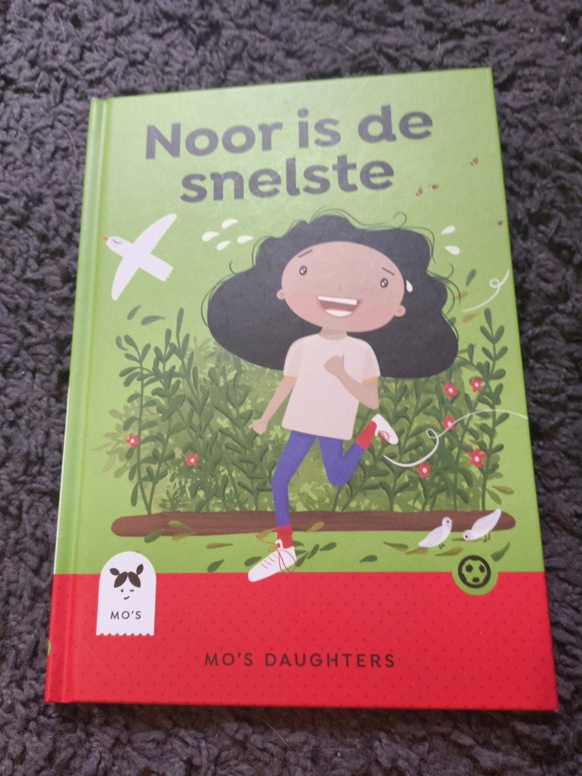 Noor is de snelste, Ophalen, Fictie algemeen, Mo's daughter, Nieuw