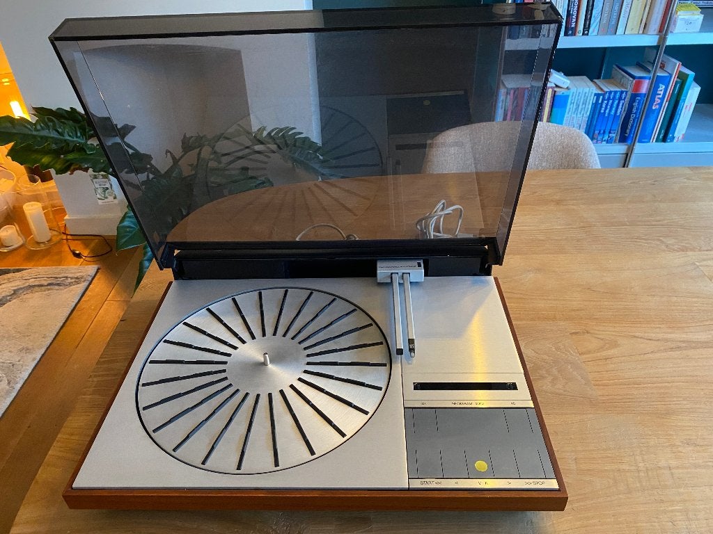 Beogram 4002, Gebruikt, Automatisch, Platenspeler, Ophalen