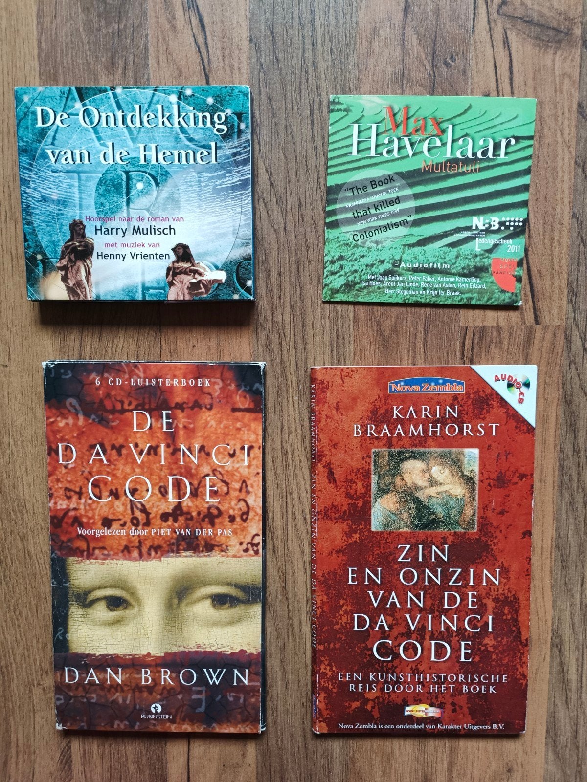 Luisterboeken De Ontdekking van de Hemel, Max Havelaar, Da V, Boeken, Ophalen of Verzenden, Harry Mulisch, Multatuli, Dan Brown, Karin Braamhorst