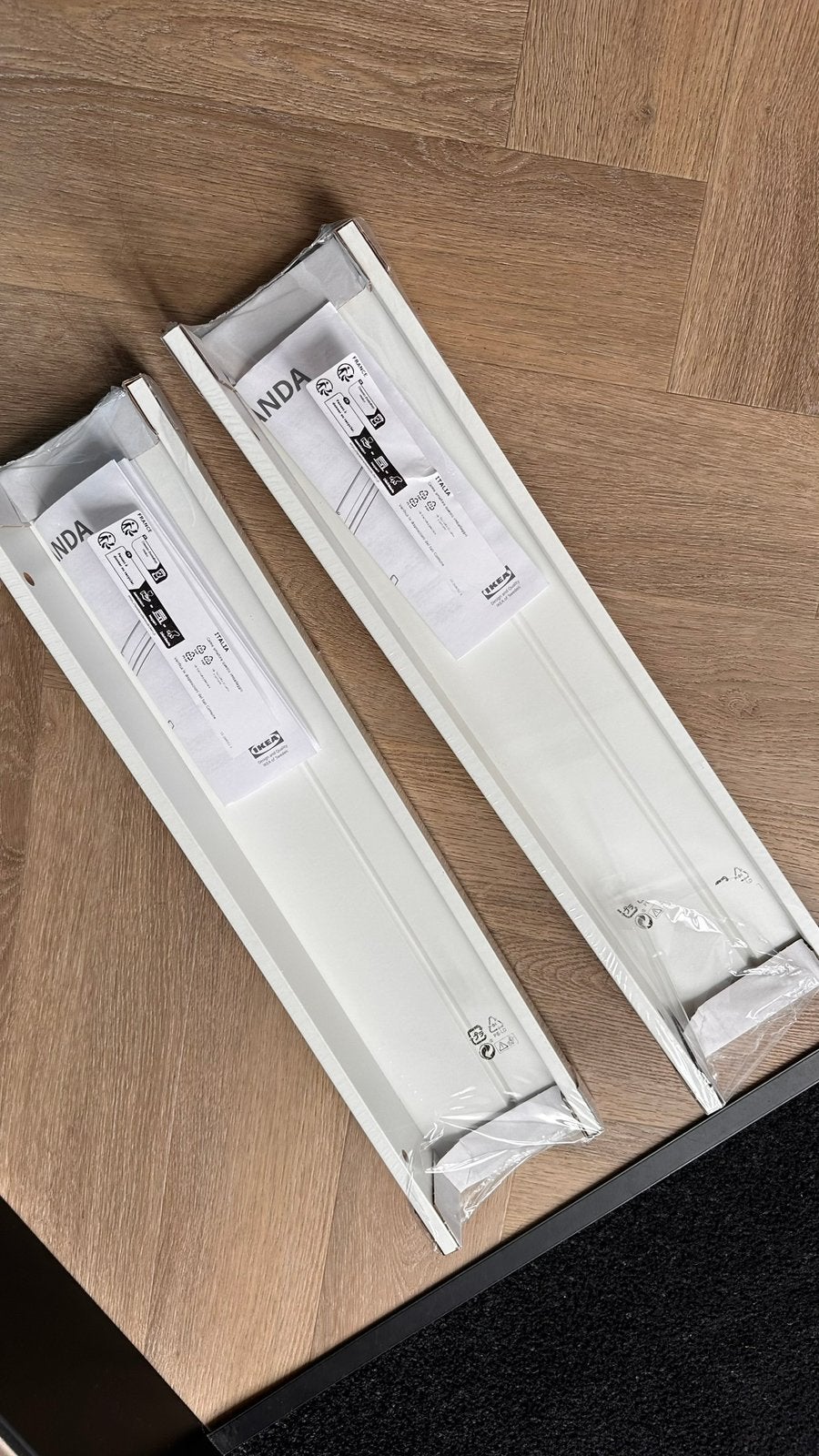 IKEA Mosslanda schilderijenplank x2 55cm, Ophalen, Nieuw