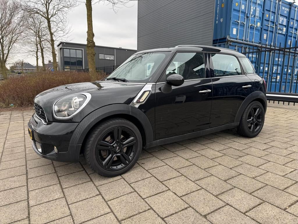 MINI COUNTRYMAN S / LEER / NAVI / TREKHAAK / HANDGESCHAKELD, Auto's, Opel, 750 kg, 4 cilinders, Zwart, Leder