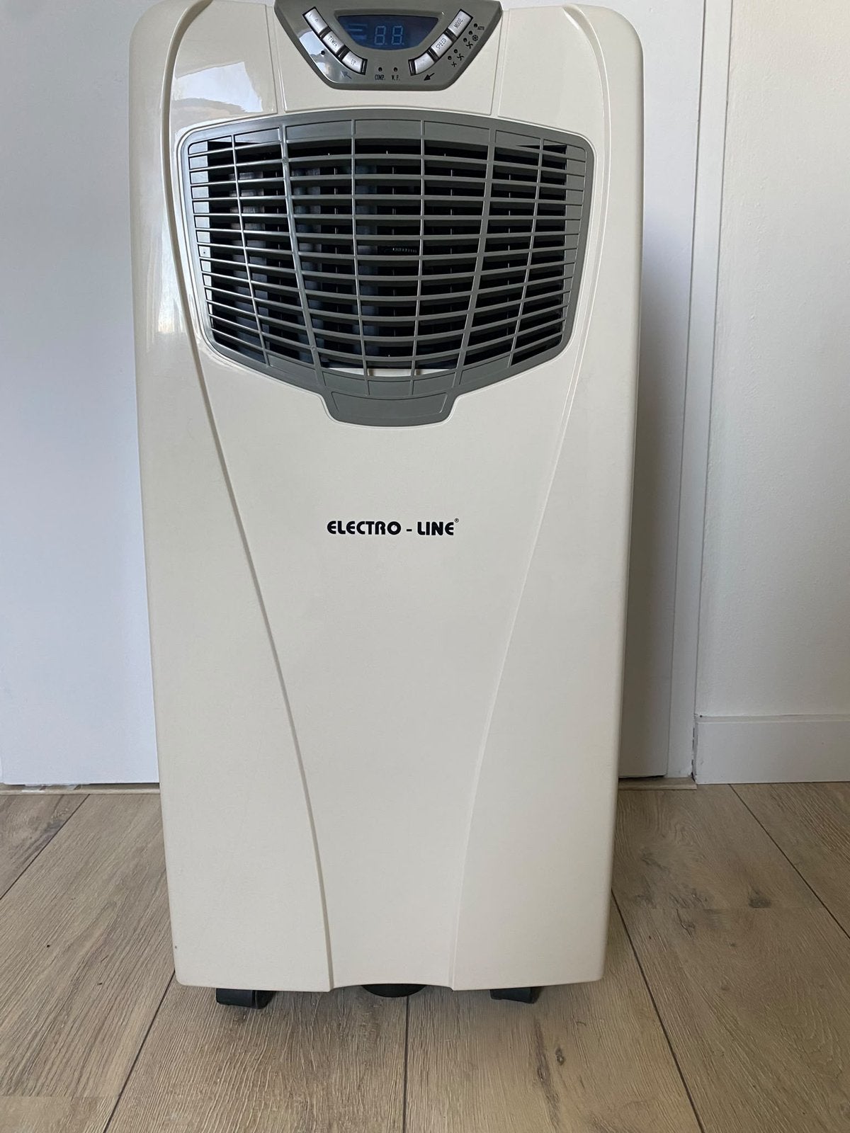 Mobiele airco Electro line, Ophalen, Timer, Minder dan 60 m³, 3 snelheden of meer