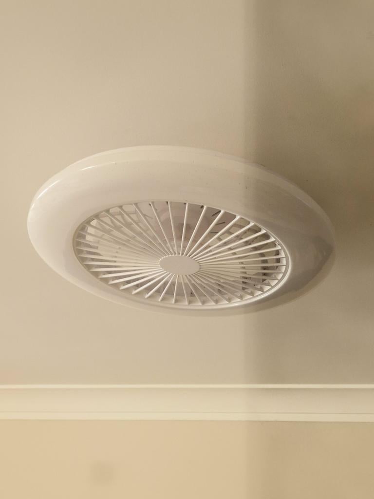 Brilliant Plafondventilator Salerno met CCT RGB LED - Wit -, Ophalen, Zo goed als nieuw, Metaal