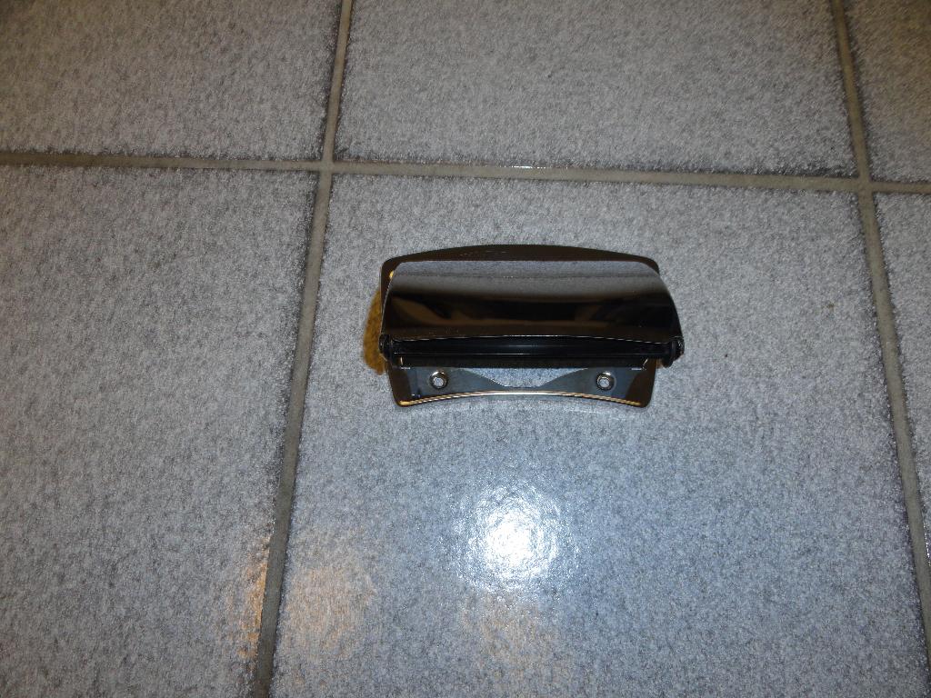 wc-papier/toiletrolhouder chroom z.g.a.n., Ophalen, Zo goed als nieuw