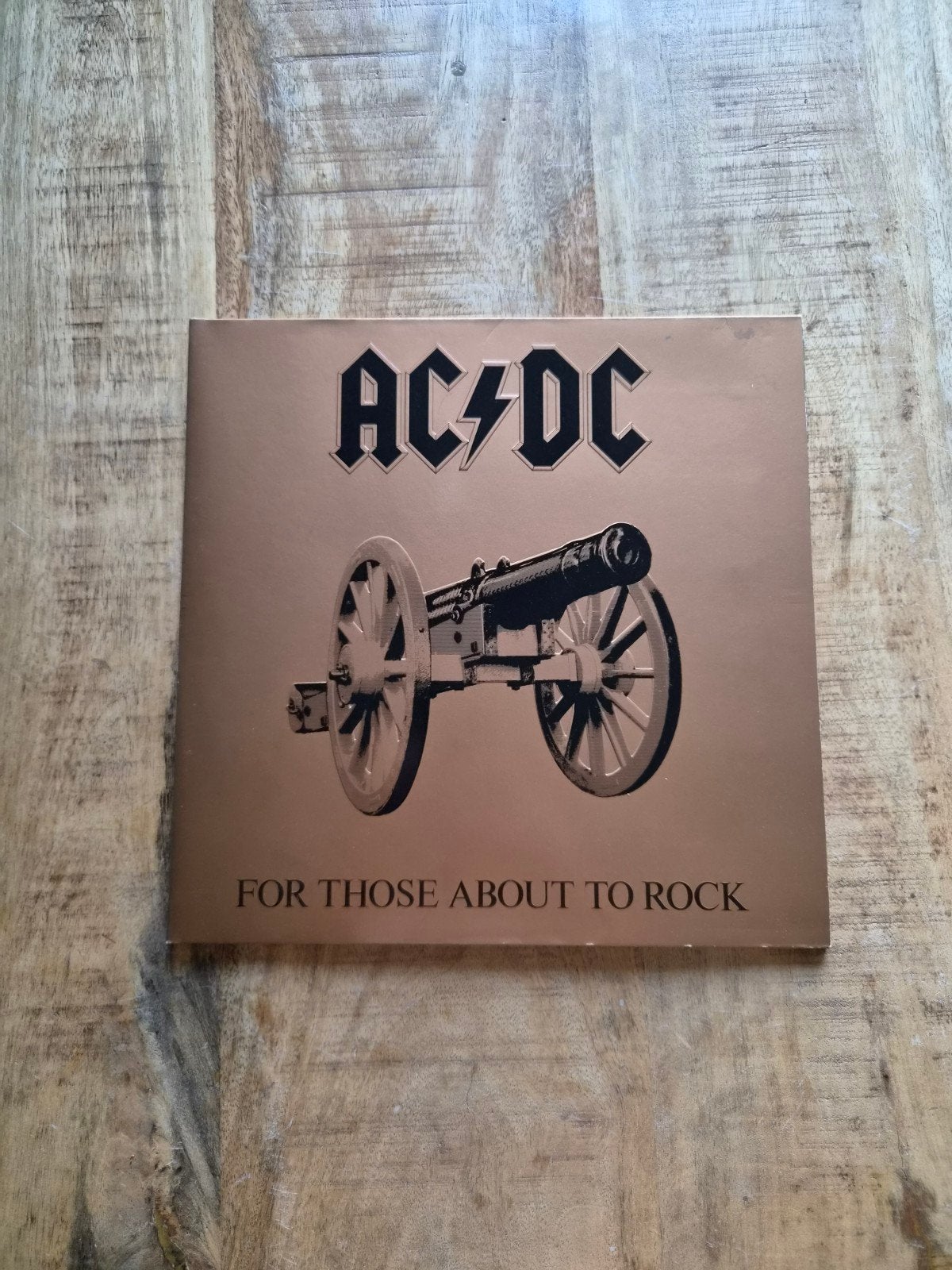 AC/DC - For Those About To Rock (We Salute You) LP, Cd's en Dvd's, LP, Gebruikt, Hard Rock, Ophalen of Verzenden
