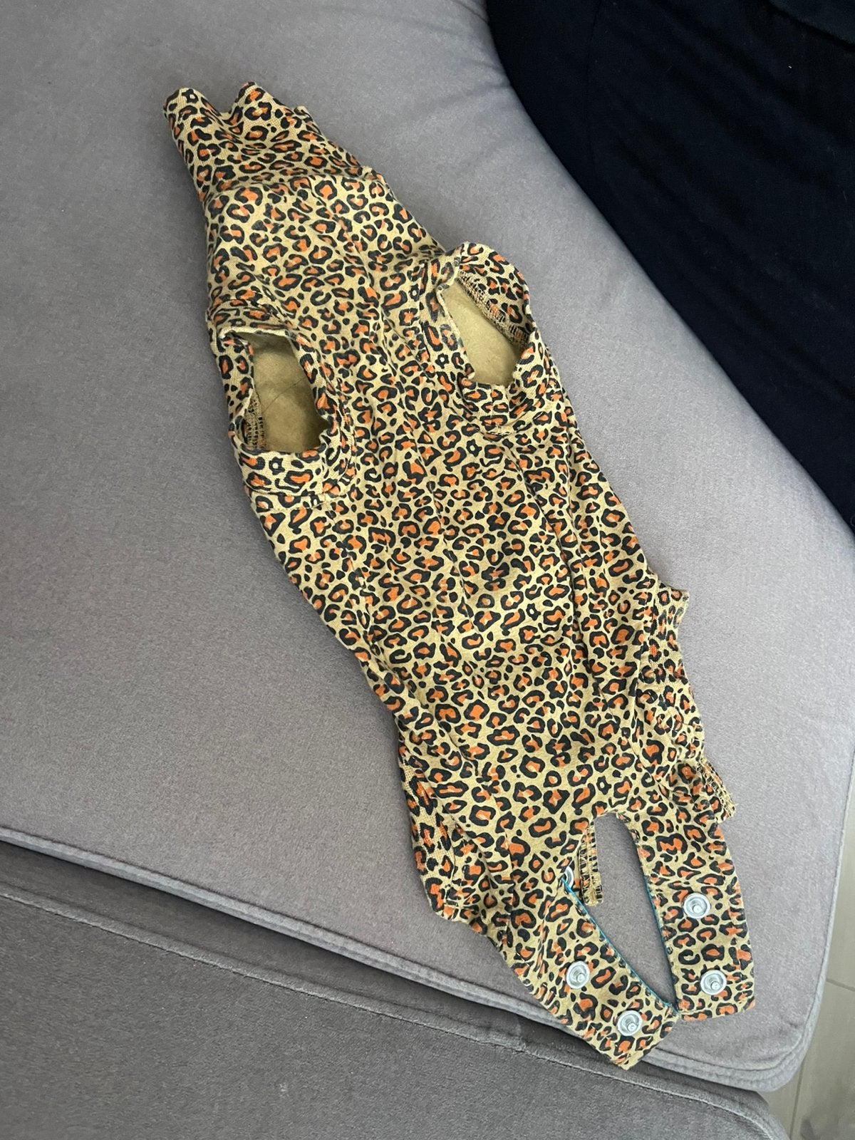 Katten recovery suit / medisch rompertje – luipaardprint, Ophalen of Verzenden, Zo goed als nieuw
