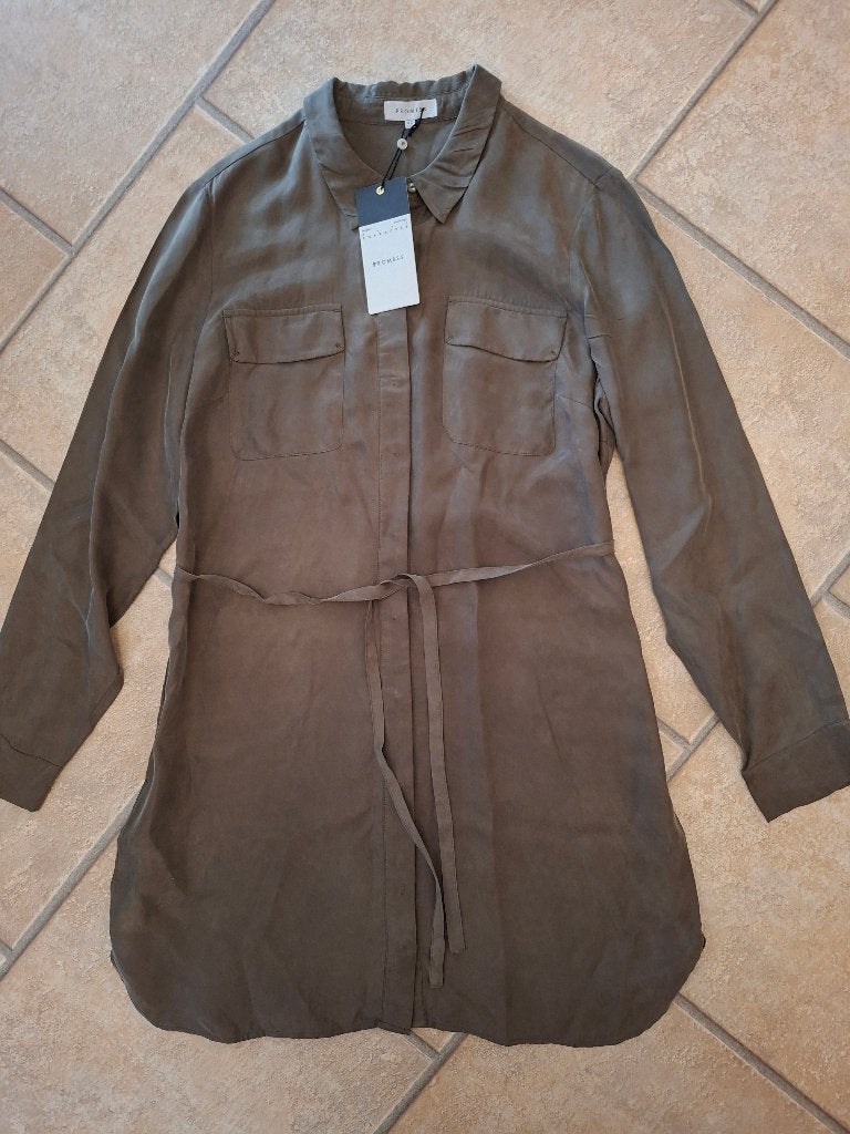 NIEUW MET KAARTJE Promiss jurk groen satijnlook maat 42, Kleding | Dames, Jurken, Promiss, Maat 42/44 (L), Nieuw, Ophalen of Verzenden