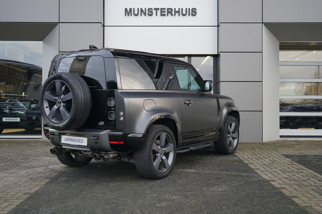 Land Rover Defender 5.0 P525 90 V8 Carpathian Edition | Grij, Auto's, Bestelauto's, Automaat, 12 maanden, Bedrijf, Vierwielaandrijving
