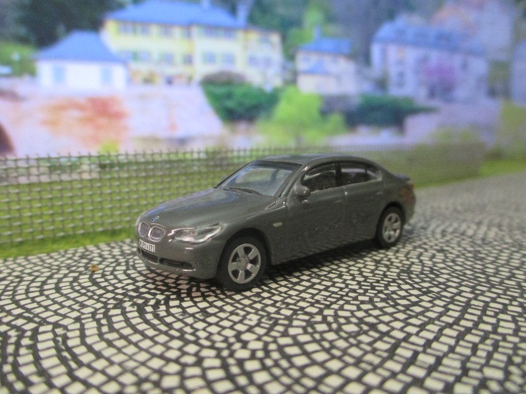 2003-2010 BMW E60 530i 5-Serie - Schuco donkergrijs, Ophalen of Verzenden, Zo goed als nieuw, Auto, Schuco