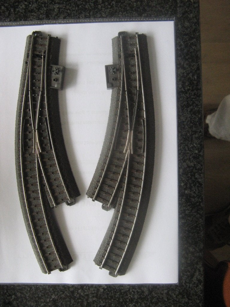 MÄRKLIN 24971 en 24972: paar bochtwissels C-rails, Wisselstroom, Gebruikt, Wagon, Ophalen of Verzenden