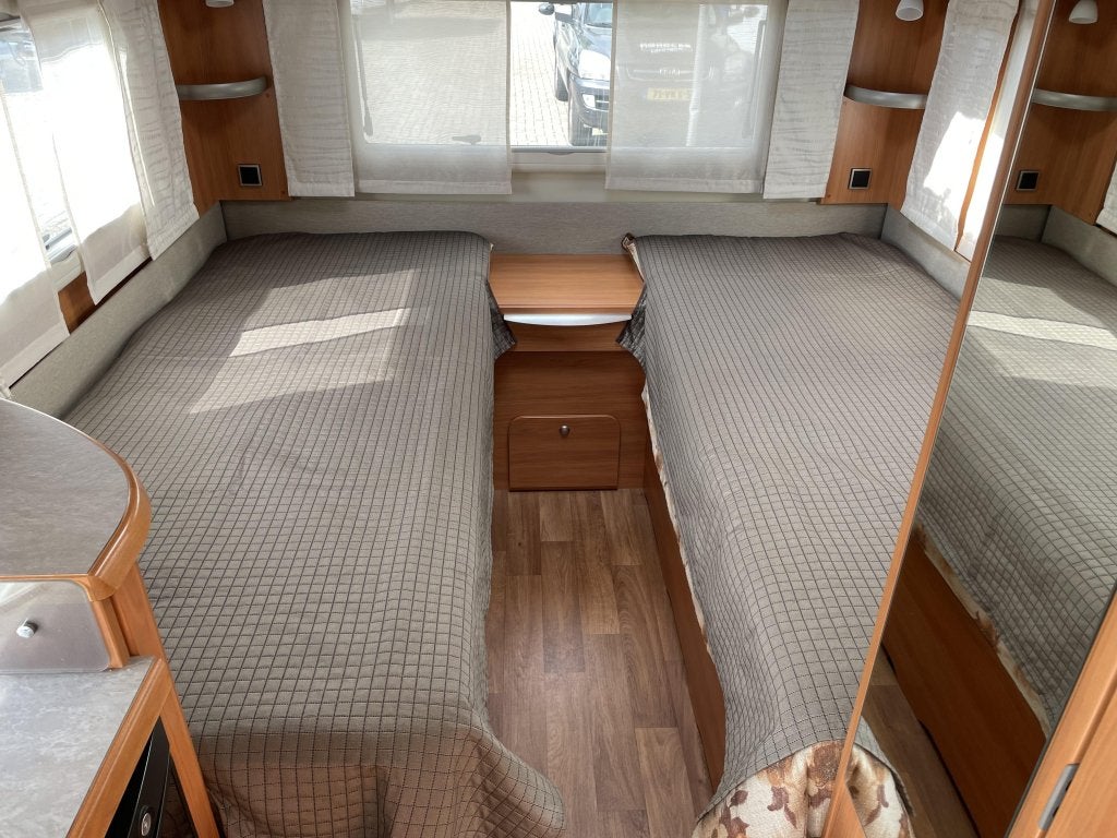 Eriba Nova SL 495 Alde kachel, mover, Eamp;P, Schokbreker, Rondzit, Bedrijf, Eriba