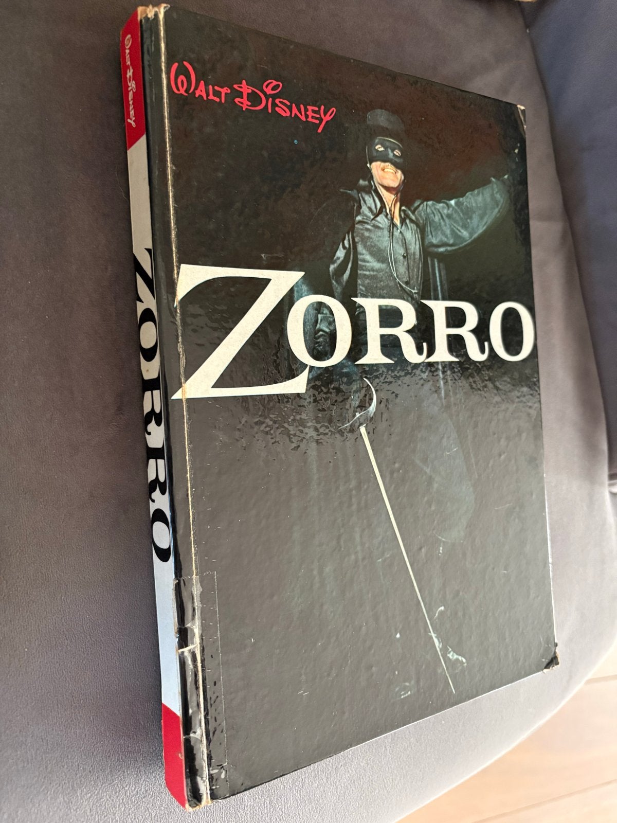 Walt Disney Zorro Boek - Klassiek Avontuur, Ophalen of Verzenden, Gelezen, Fictie algemeen