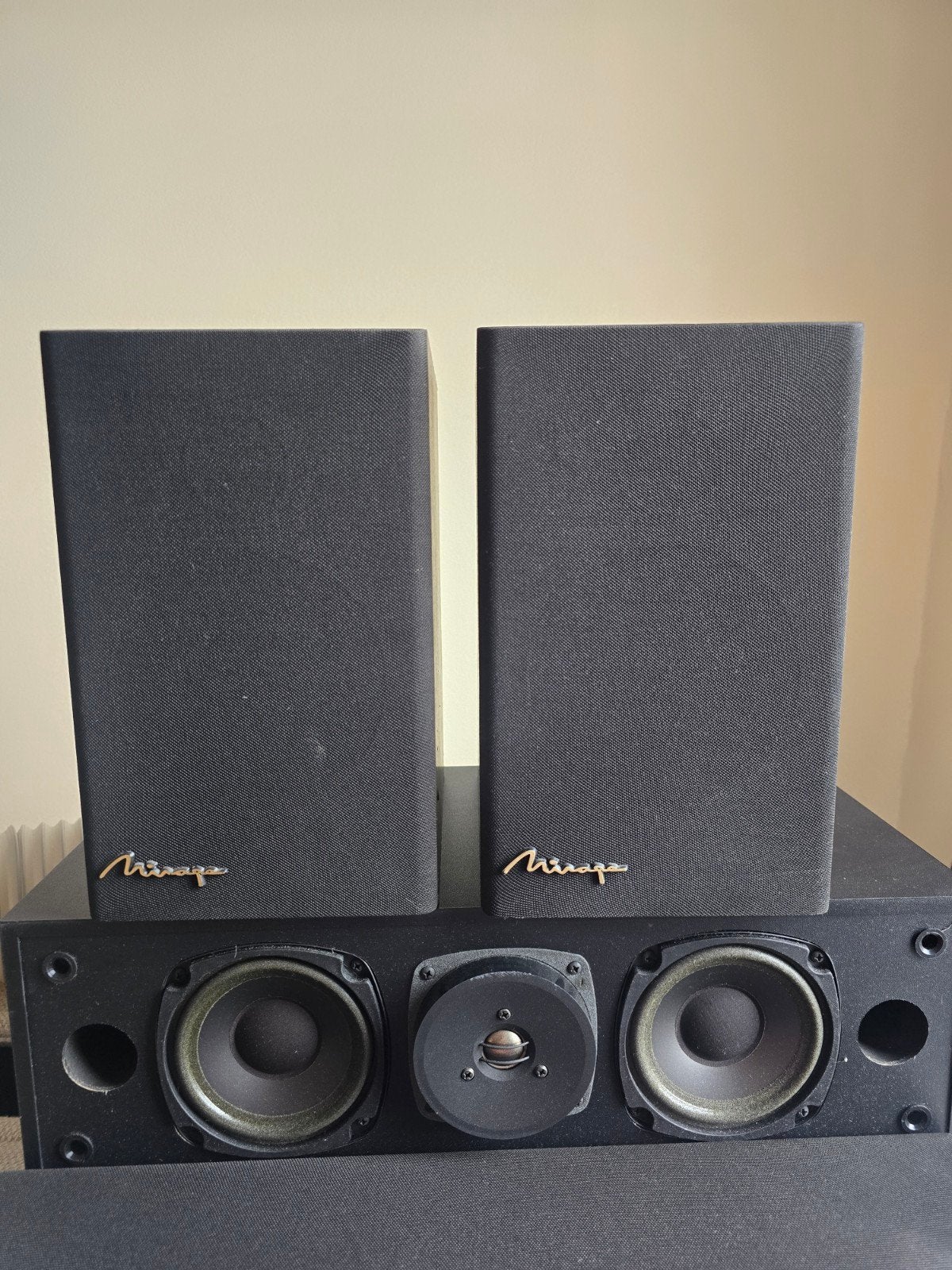 Mirage MC-4 center en M-90is satelliet speakers, Ophalen of Verzenden