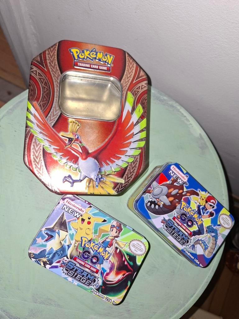 Pokemon (lege) kaarten bewaarblikjes., Ophalen of Verzenden