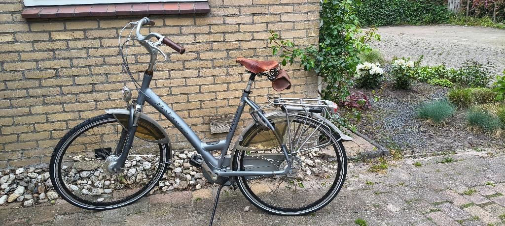 Sportieve dames fiets Batavus Genova, Fietsen en Brommers, Fietsen | Dames | Damesfietsen, Ophalen, Gebruikt, Batavus, Versnellingen