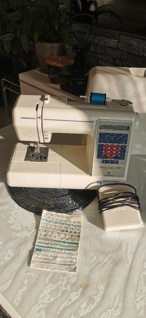 Naaimachine LEWENSTEIN memory Cieft 4150 Leer naaien, Ophalen of Verzenden, Zo goed als nieuw, Naaimachine, Overige merken