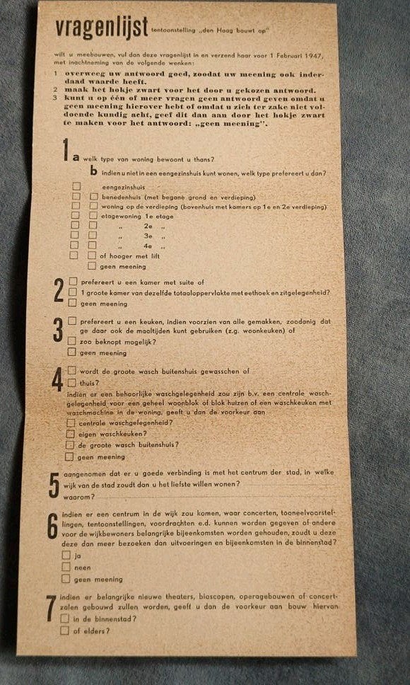 1947, VRAGENLIJST " DEN HAAG BOUWT OP", TYPOGRAFIE, Boeken, Ophalen of Verzenden, Gelezen