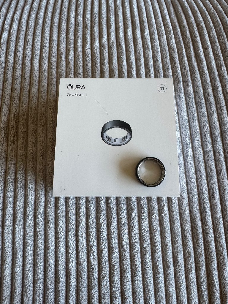 Oura Ring 4, Gebruikt, Oura, Zwart, IOS