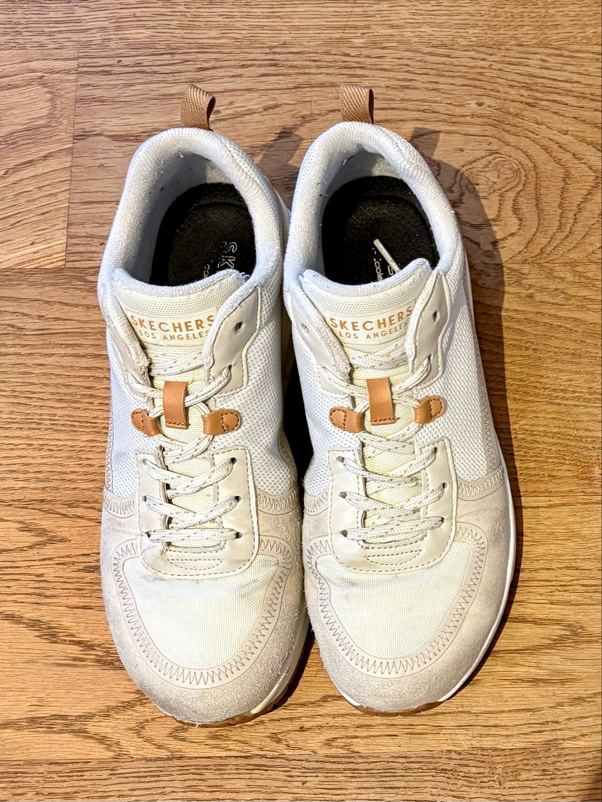 Dames Skechers Sneakers Maat 40 - Comfortabel en Stijlvol, Kleding | Dames, Beige, Ophalen of Verzenden, Sneakers of Gympen, Gedragen