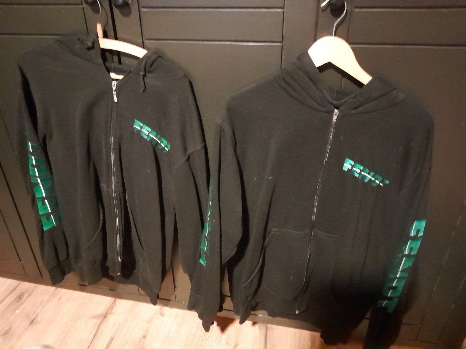 2 fendt vesten maat L, Ophalen of Verzenden