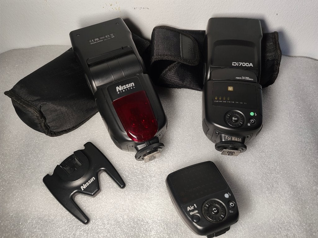 ZGAN Nikon - 2x Nissin Di700A flitser (Commander + ringflits, Nikon, Ophalen of Verzenden, Zo goed als nieuw, TTL