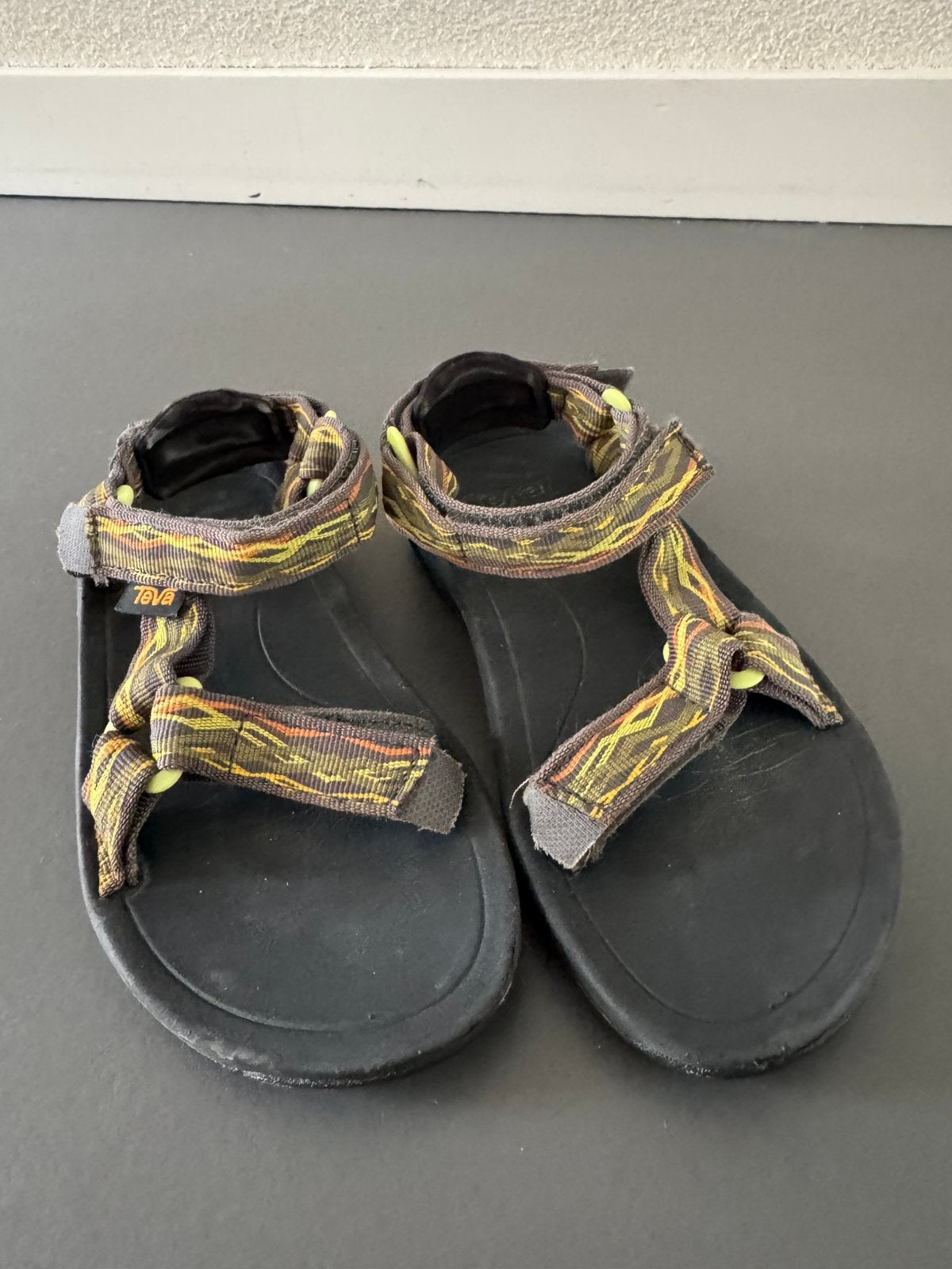 Teva sandaal kind maat 31, Kinderen en Baby's, Babykleding | Schoentjes en Sokjes, Ophalen, Zo goed als nieuw, Jongetje of Meisje