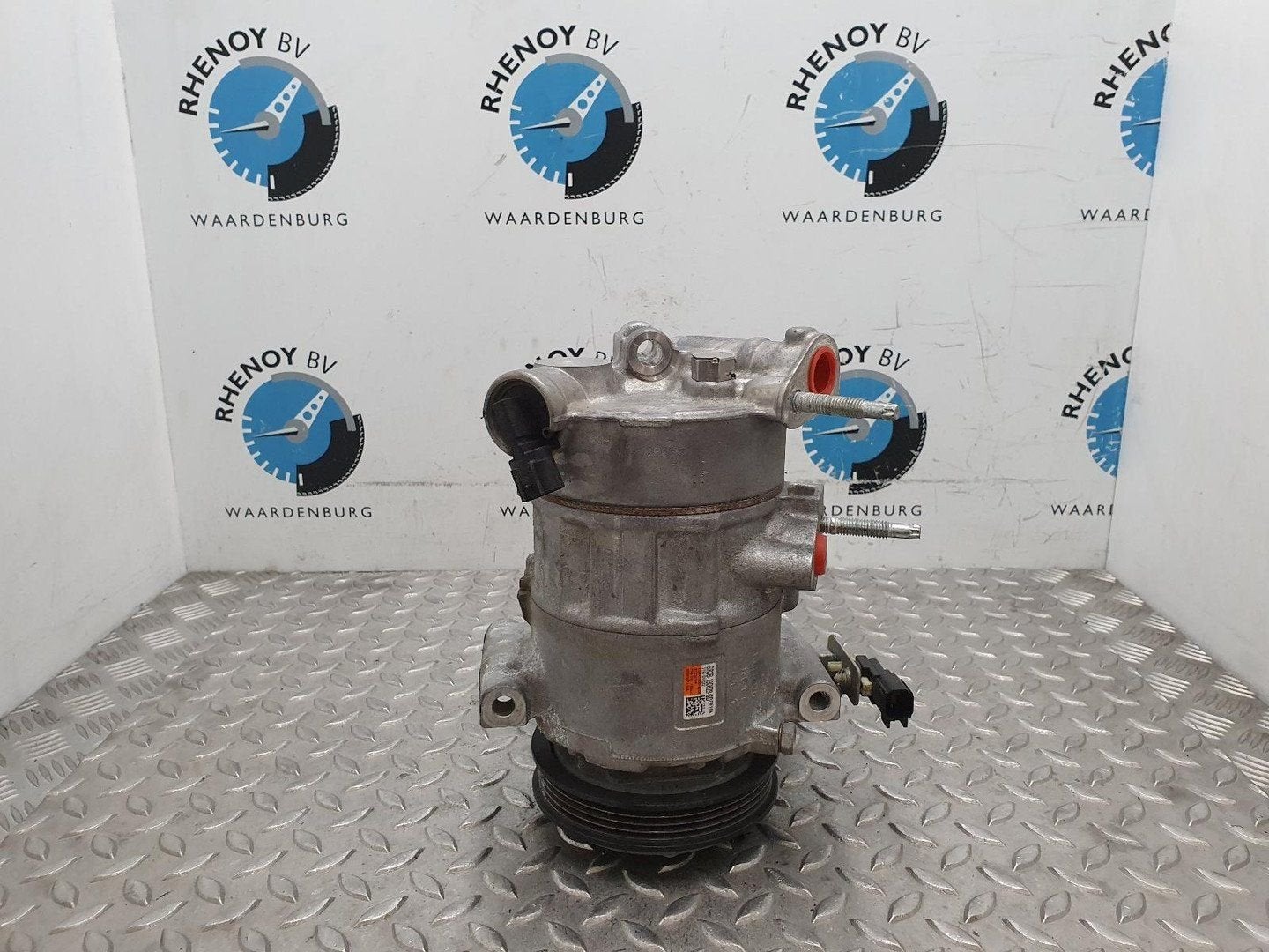 FORD MUSTANG AIRCO COMPRESSOR / AIRCOPOMP 2016, Auto-onderdelen, Ophalen of Verzenden, Gebruikt, ARN erkend