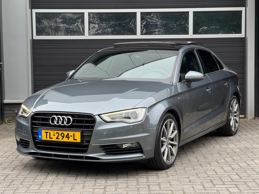 Audi A3 Limousine 2.0 TDI S Line Pano, Xenon/Led, Navi, Came, Auto's, Audi, Euro 5, Gebruikt, 4 cilinders, Leder en Stof