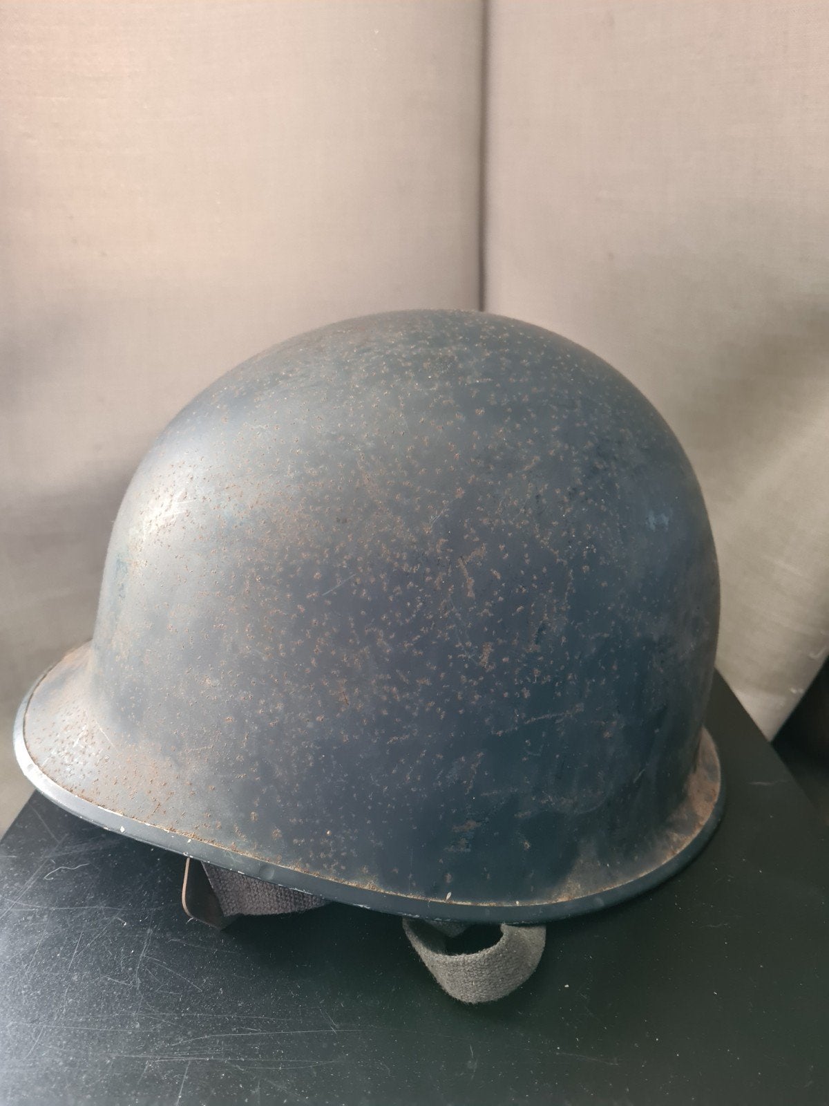 M53 helm Rijkspolitie / Mobiele Eenheid (1973), Ophalen of Verzenden, Overige soorten, Nederland, Helm of Baret