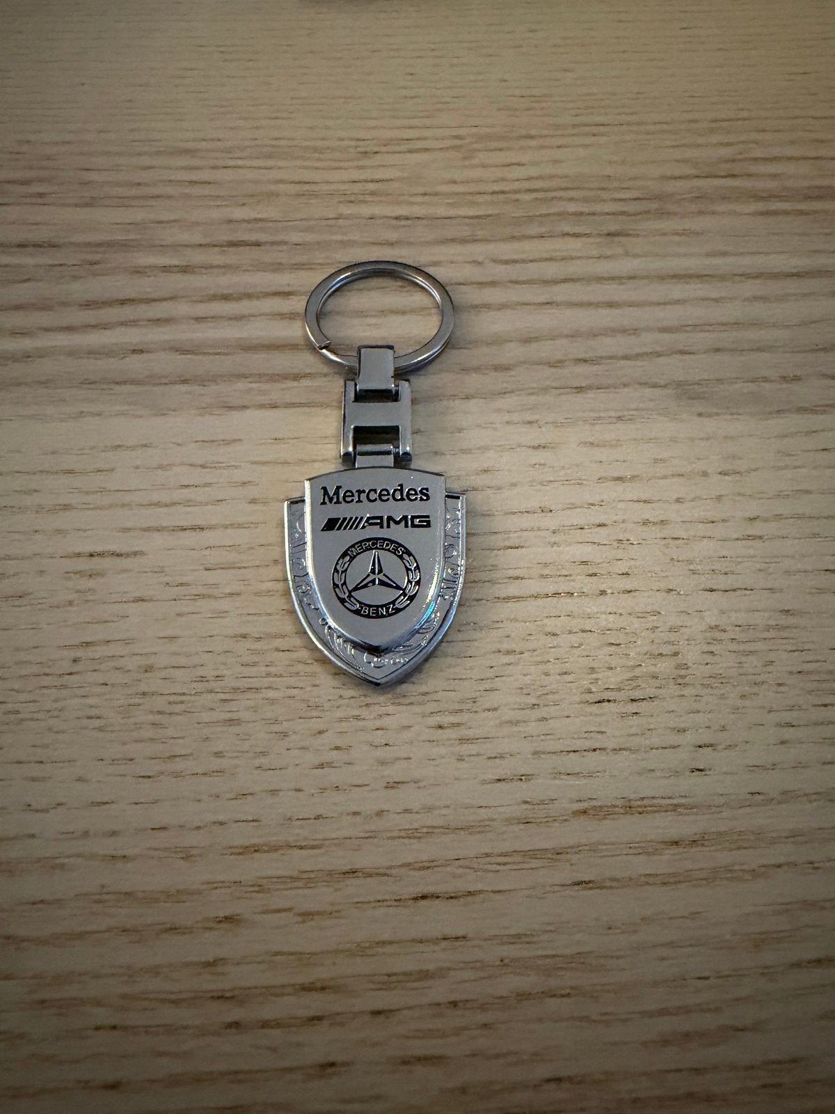 Mercedes AMG Sleutelhanger - Stijlvol en Duurzaam, Verzamelen, Ophalen of Verzenden, Nieuw, Merk