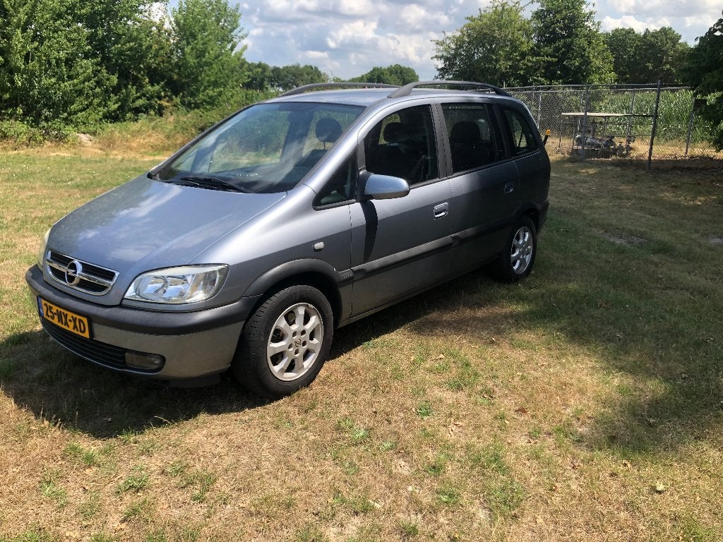 opel zafira 7 zitplaatsen, Voorwielaandrijving, Automatische klimaatregeling, Stof, 750 kg