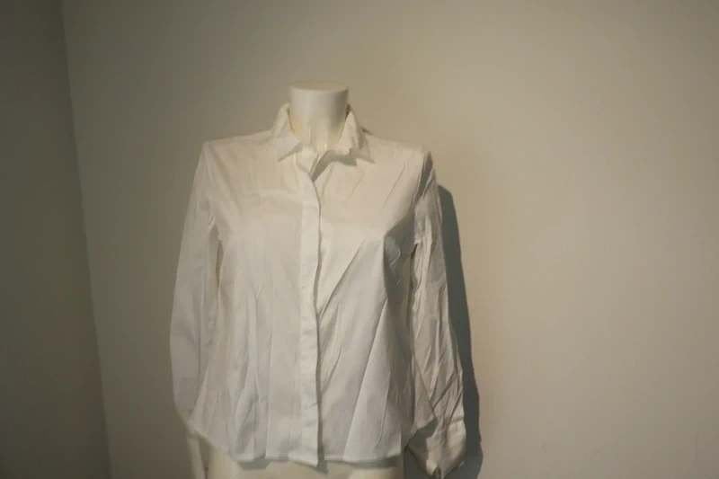Brunello Cucinelli mooie witte basic blouse mt 40, Maat 38/40 (M), Wit, Zo goed als nieuw, Brunello Cucinelli