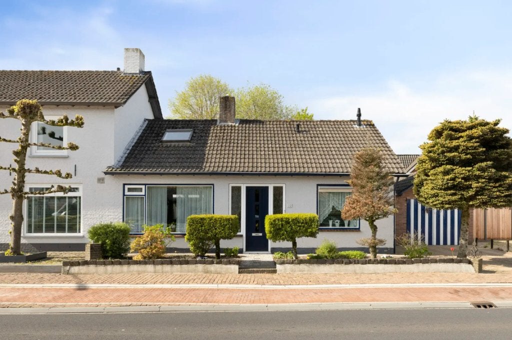Huis, 200 tot 500 m², Noord-Brabant, Twee onder één kap, Chaam