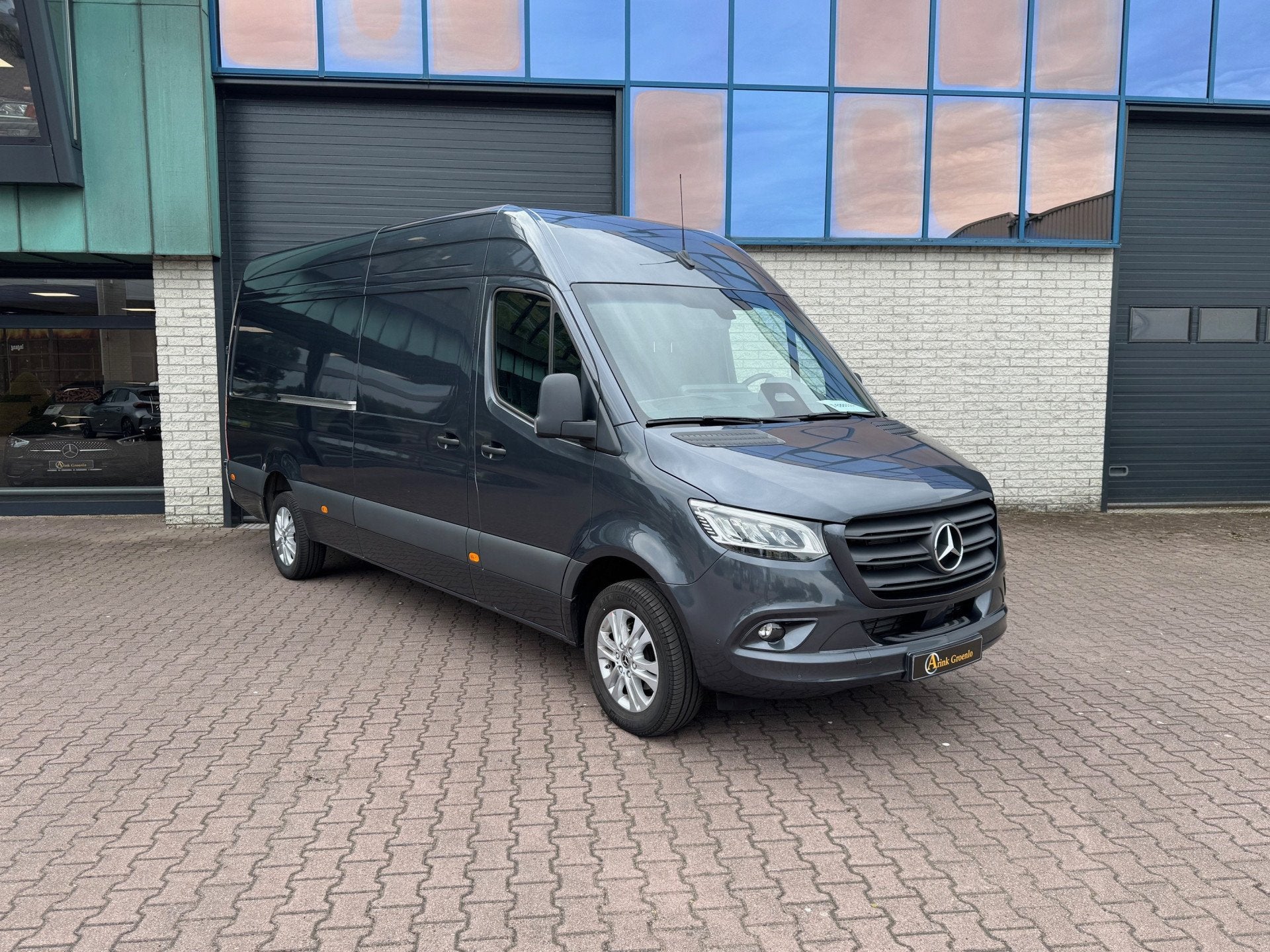 Mercedes-Benz Sprinter 319 L3H2 2x Schuifdeur BPM vrij Distr, Auto's, Automaat, 12 maanden, Achterwielaandrijving, Gebruikt