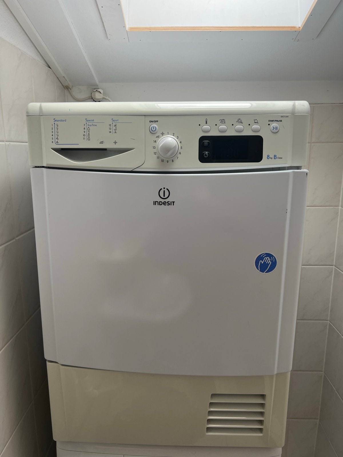 Indesit IDCE G45 Condensdroger 8kg, Ophalen, Gebruikt, 8 tot 10 kg, Voorlader