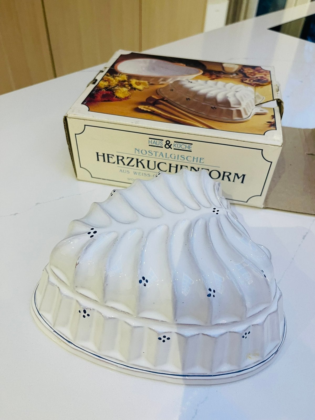Vintage keramieken bakvorm hart wit blauw haus & kuche, Ophalen of Verzenden