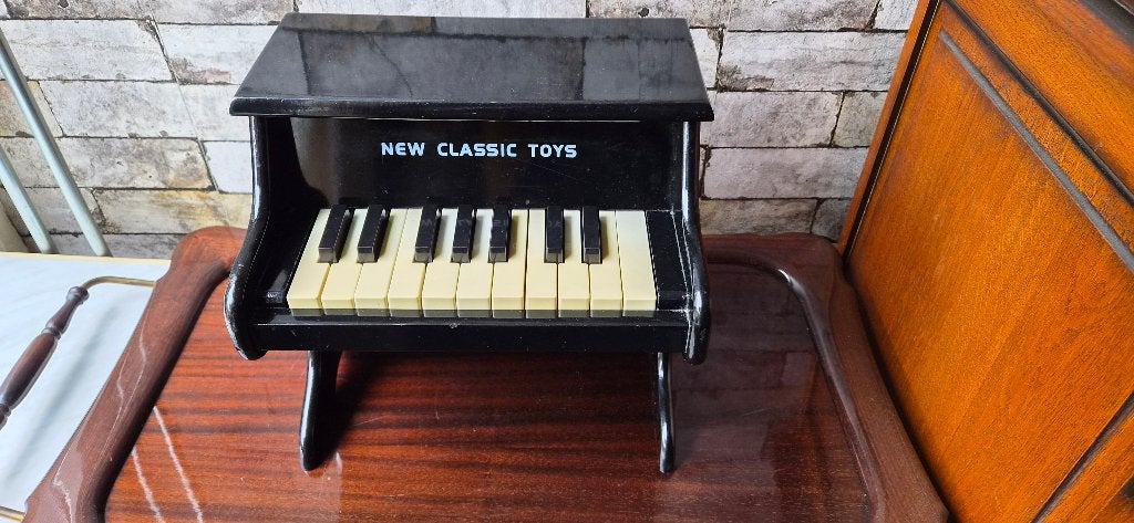 New Classic Toys Mini Piano - Zwart, Ophalen, Gebruikt, Overige typen, Met geluid