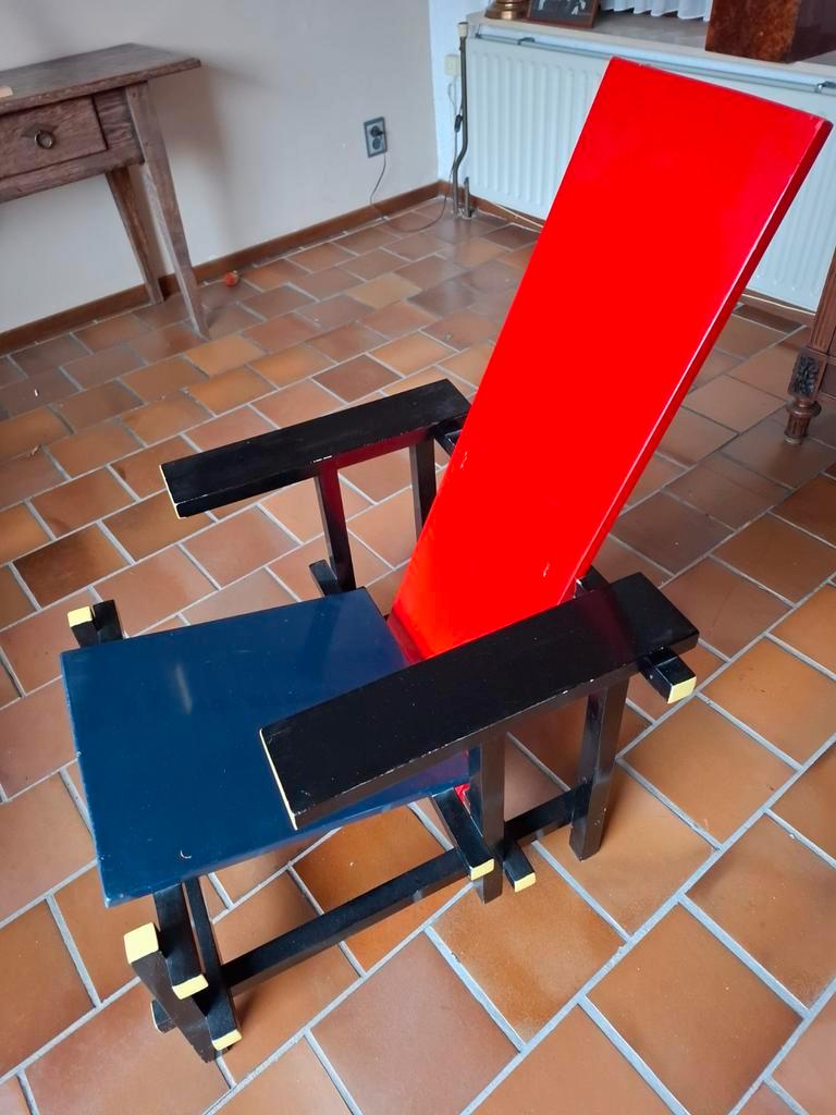 Originele Rietveld Rood-Blauwe stoel - Designklassieker, Antiek en Kunst, Antiek | Meubels | Stoelen en Banken, Ophalen of Verzenden